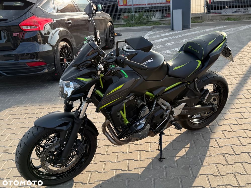 Kawasaki Z 650 - 10
