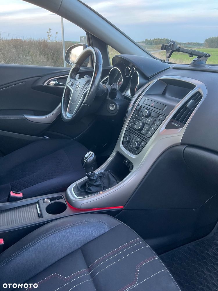 Opel Astra 1.4 Turbo - 8