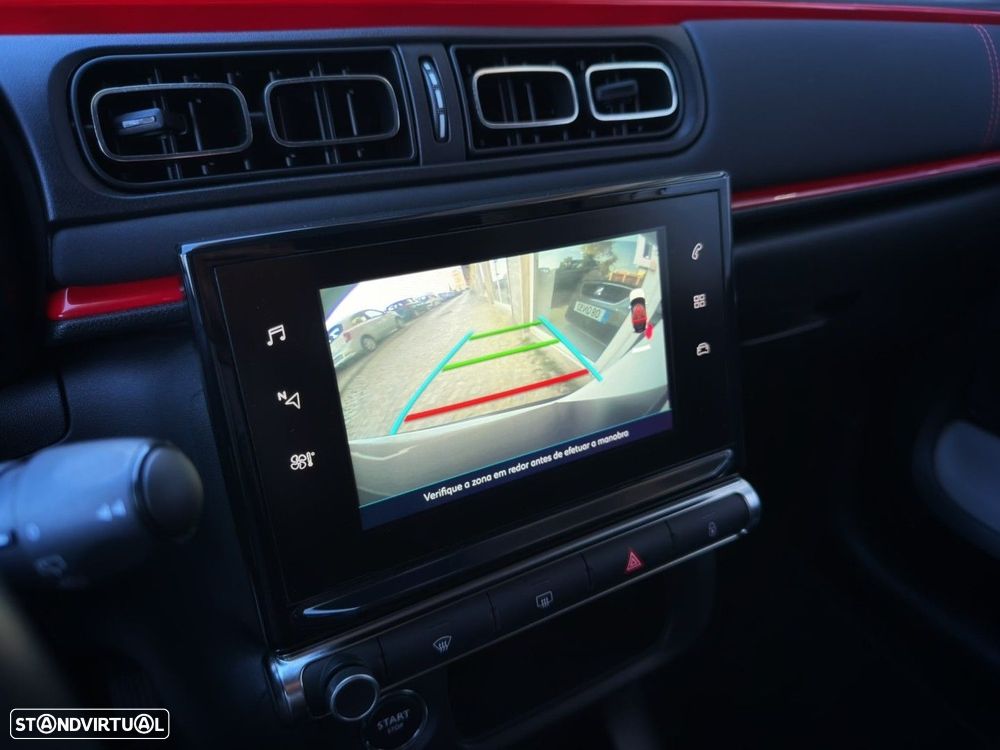 Citroën C3 1.2 PureTech Shine EAT6 - 19