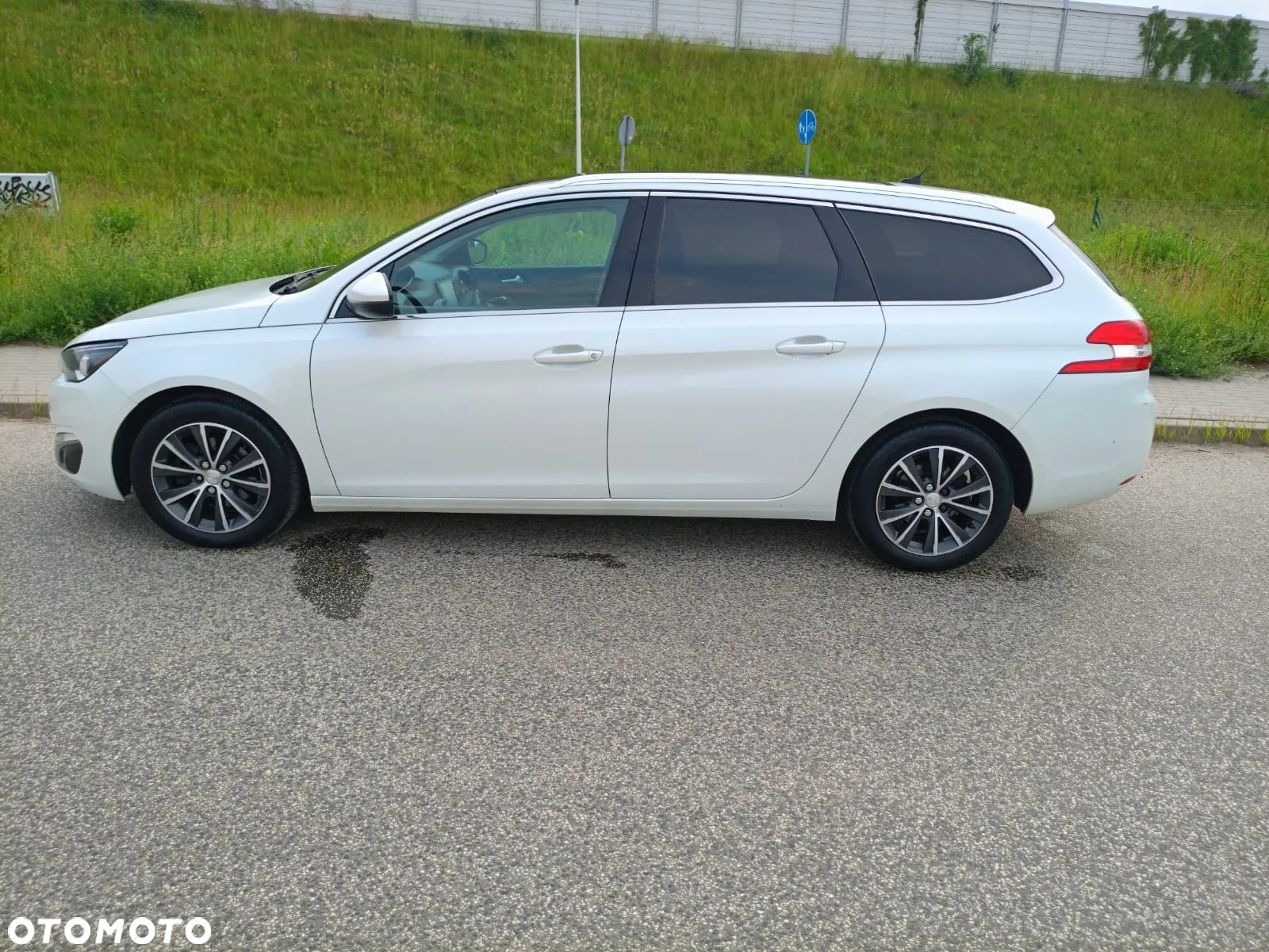 Peugeot 308 SW 1.6 BlueHDi Business Line S&S - 21
