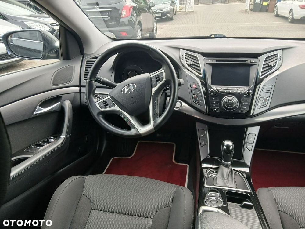Hyundai i40 1.7 CRDi Automatik Premium - 14