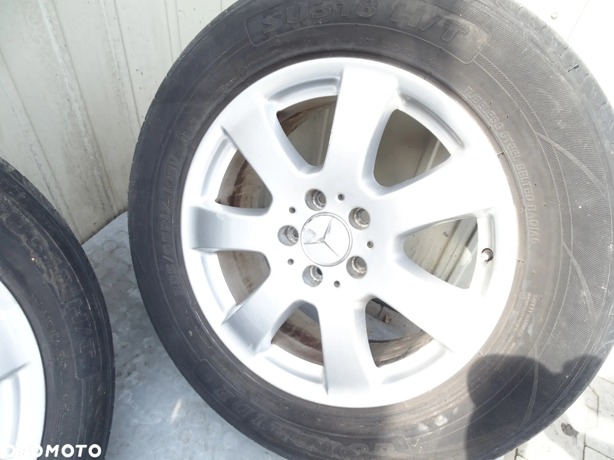 R Klasa W251 Felgi z oponami 235/65R17  7.5Jx17 5x112 komplet 2514011002 - 6