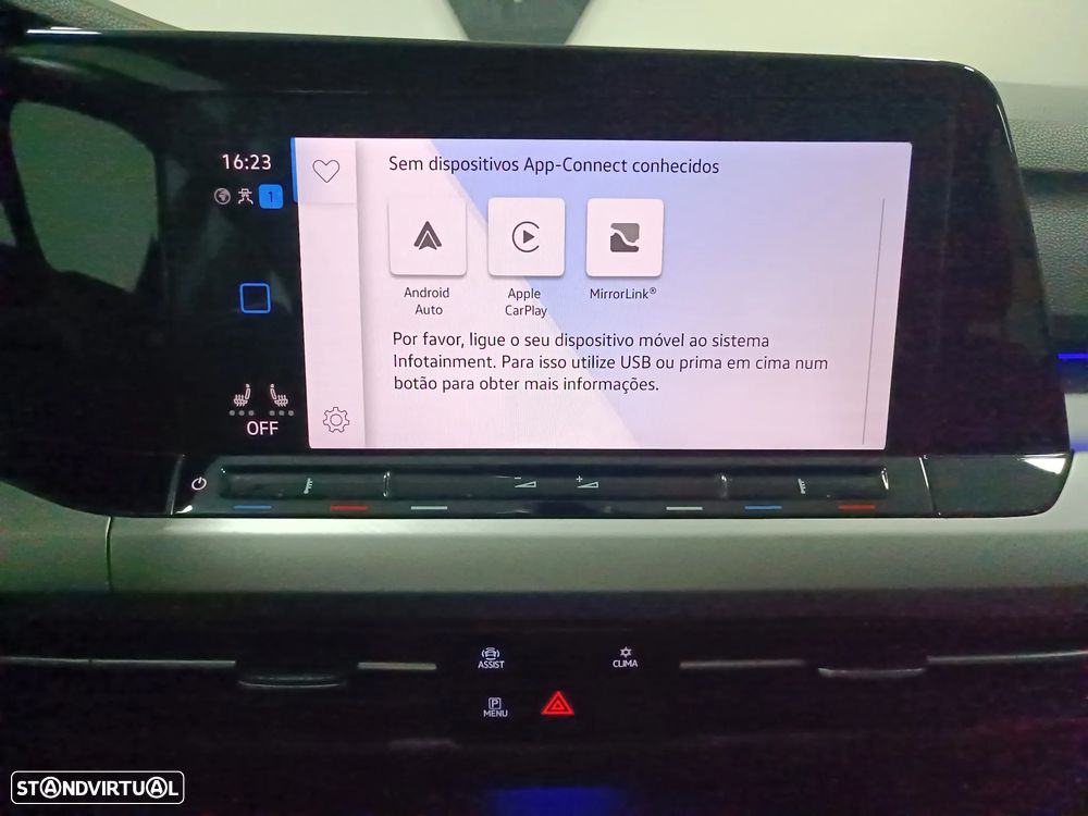 VW Golf 1.0 TSI Life - 34