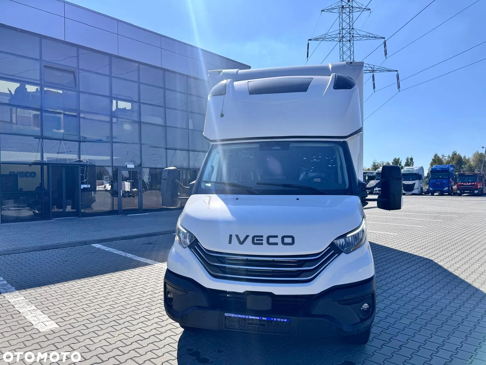 Iveco Daily 70C21HA8/P Plandeka z Windą - 15