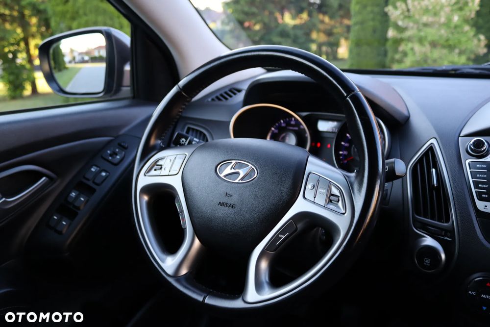 Hyundai ix35 blue 1.6 2WD Finale Gold - 22
