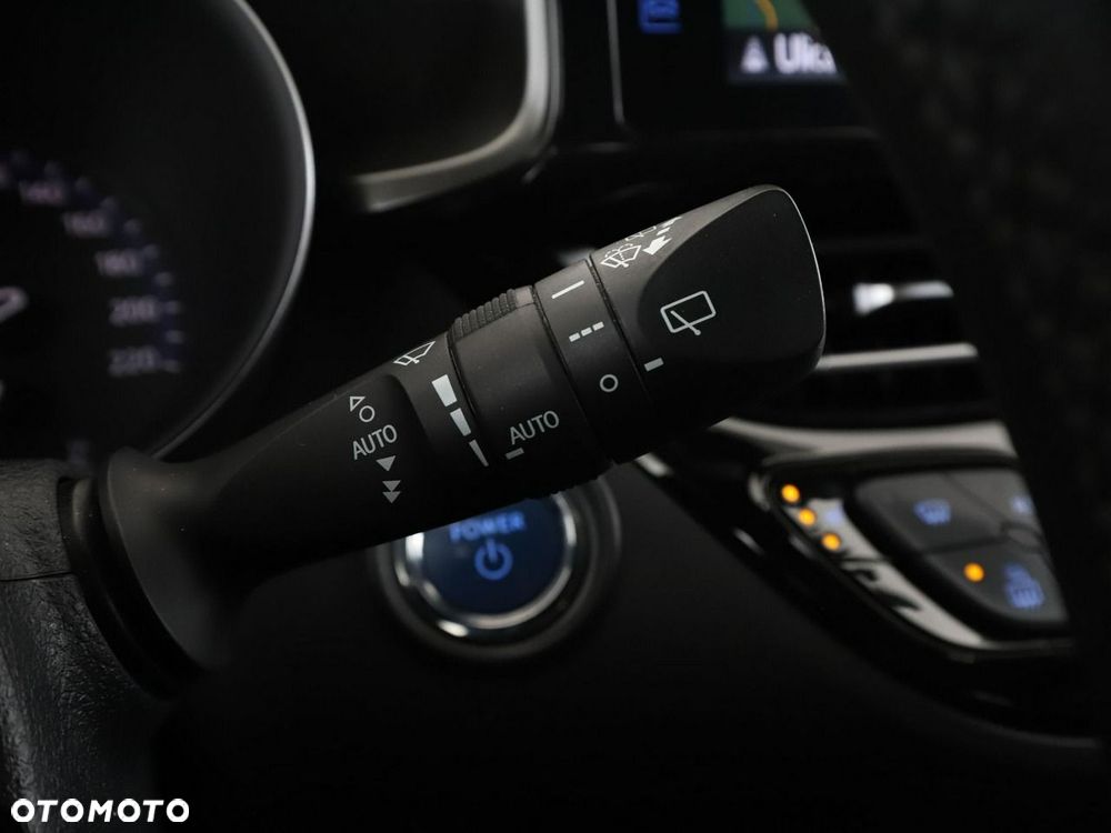 Toyota C-HR Flow - 32
