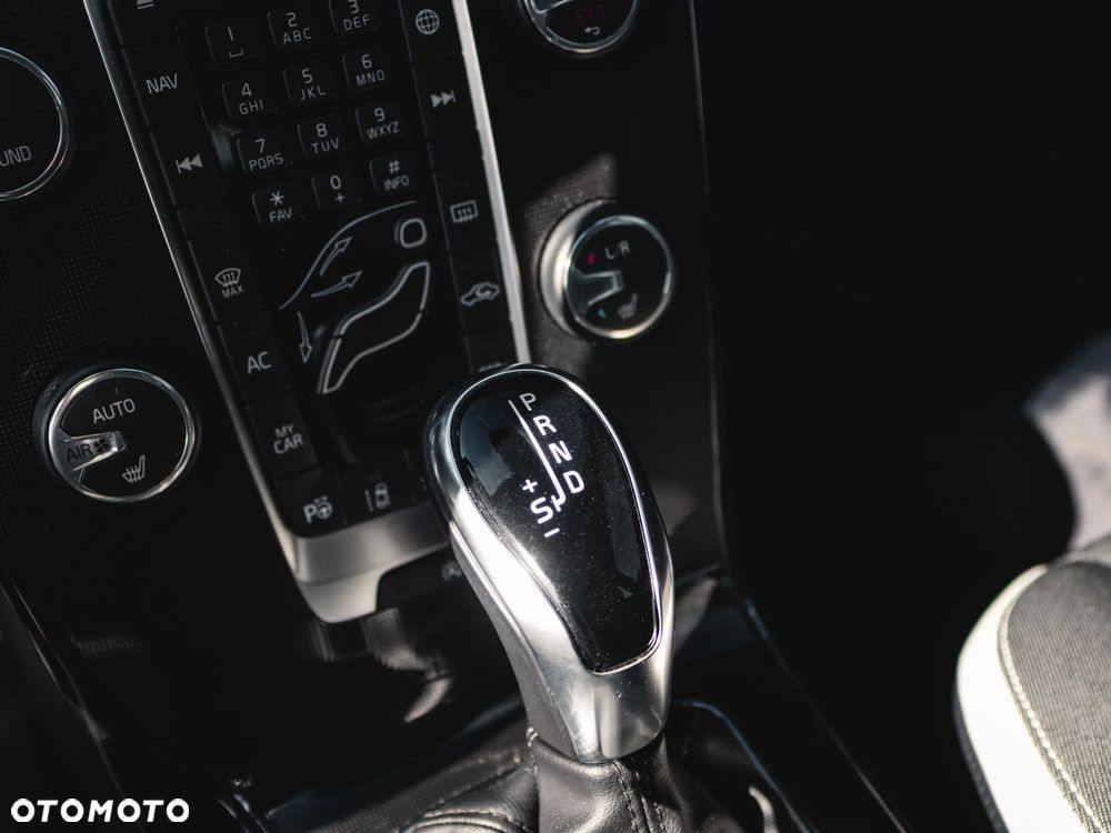 Volvo V40 D3 Drive-E Inscription - 26