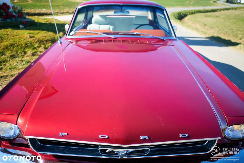 Ford Mustang - 21
