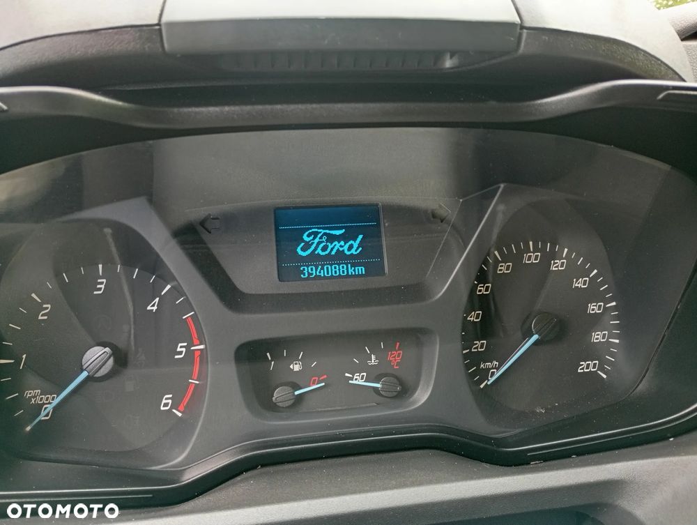 Ford TRANSIT CUSTOM - 9