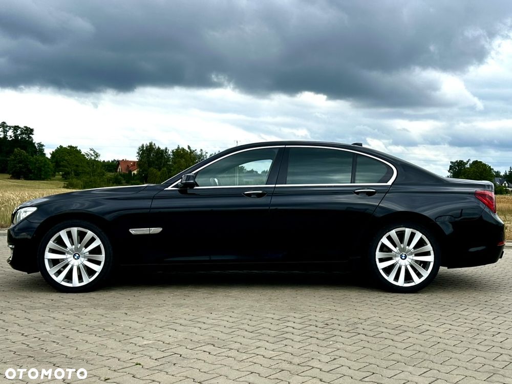 BMW Seria 7 750d xDrive - 9