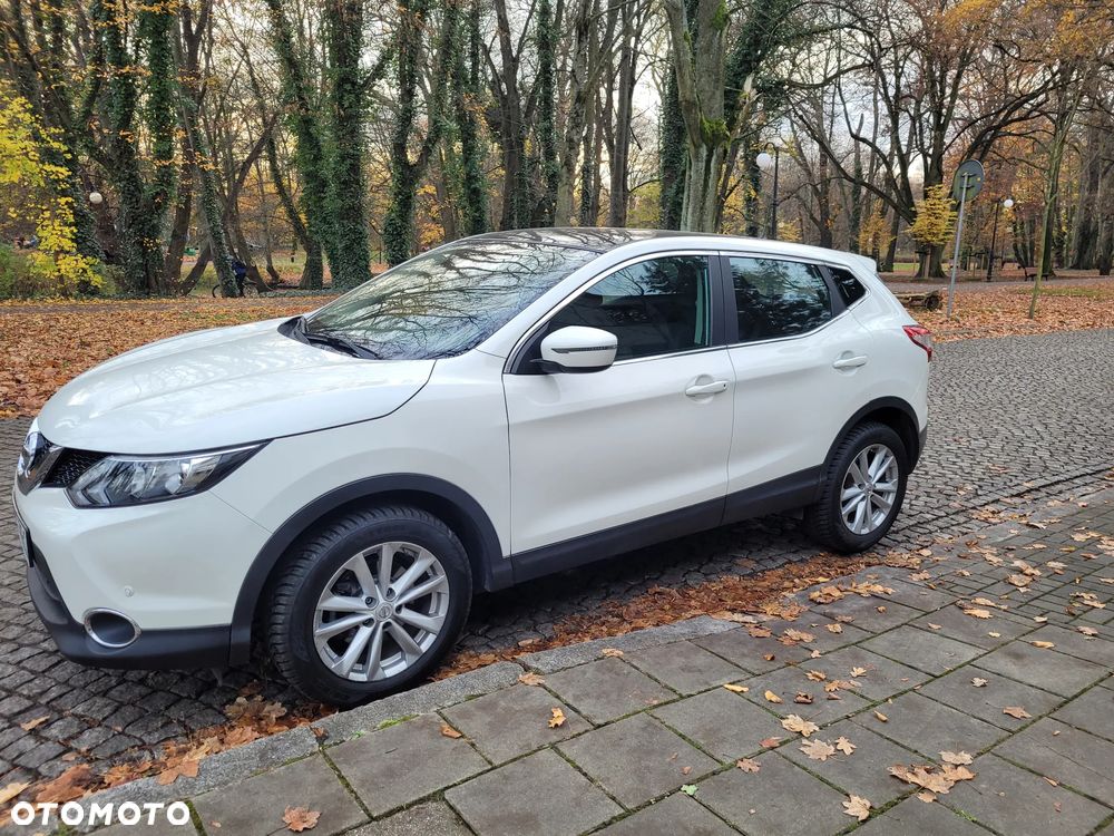 Nissan Qashqai - 1