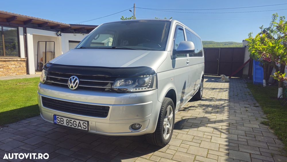 Volkswagen Caravelle - 13
