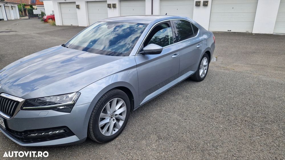Skoda Superb 2.0 TDI DSG Style - 2