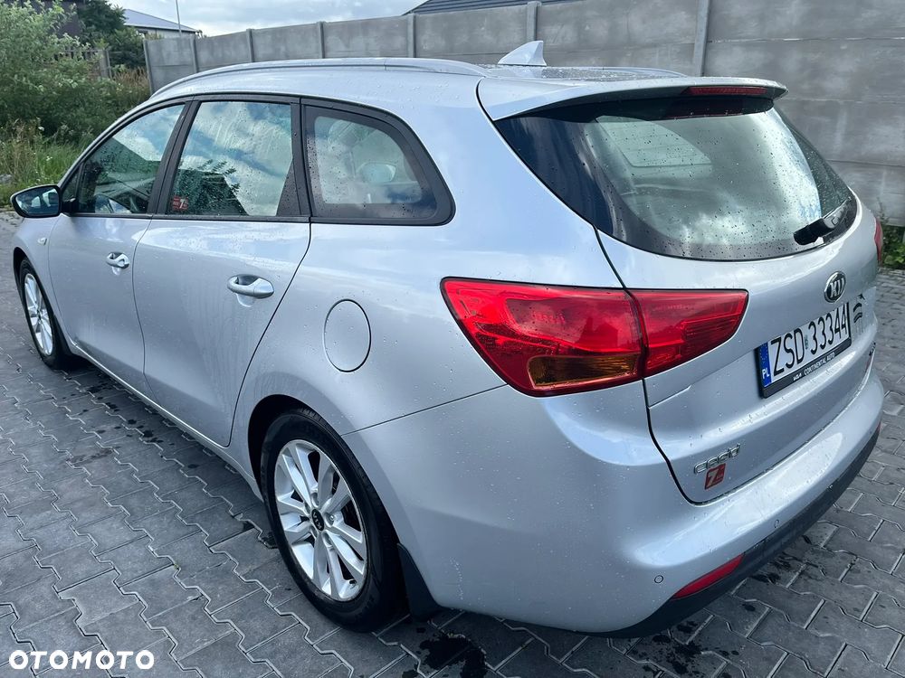 Kia Ceed 1.6 CRDi M - 3