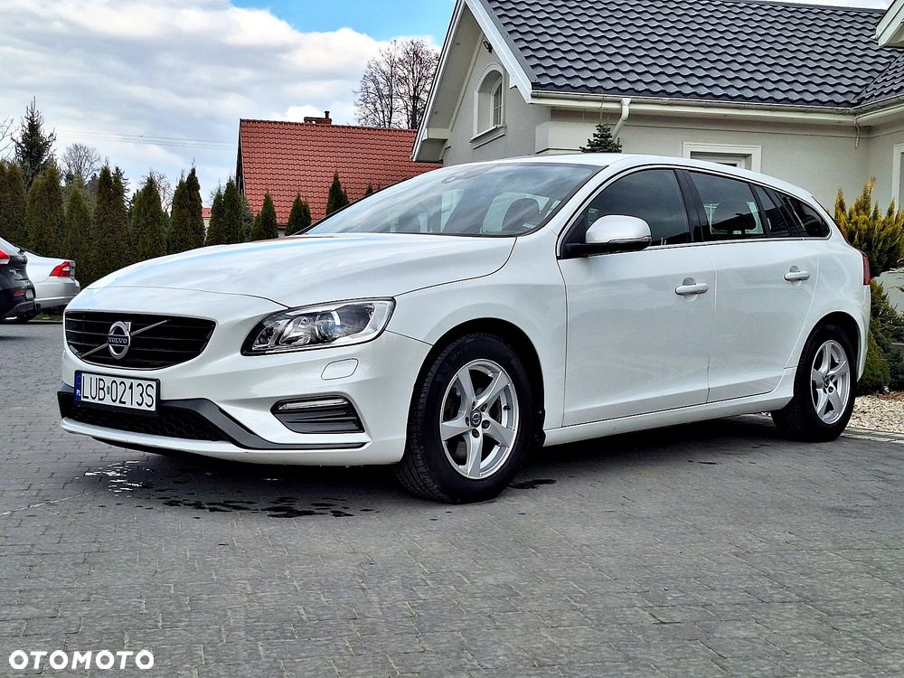 Volvo V60 D3 Geartronic RDesign - 13