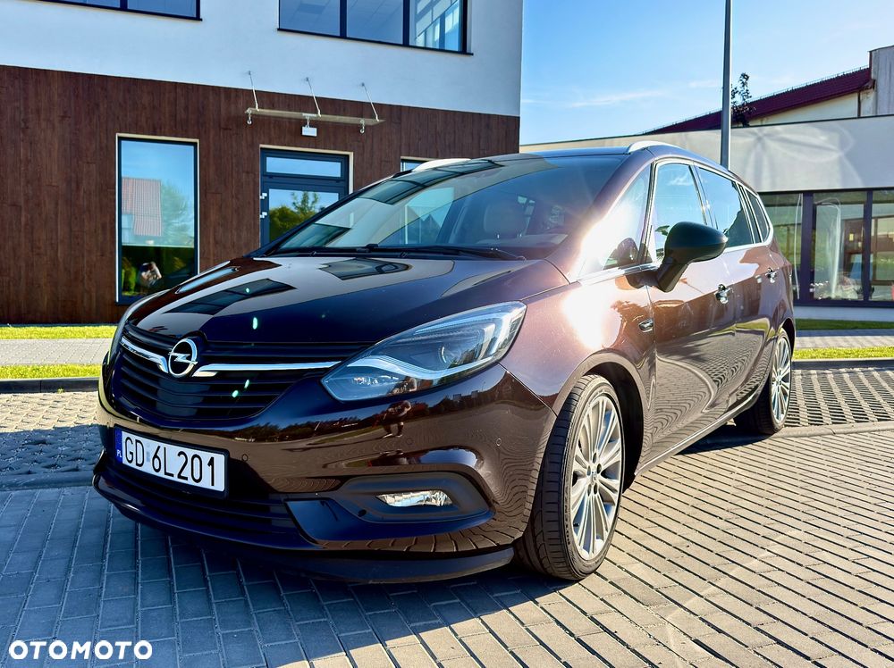 Opel Zafira 2.0 CDTI Cosmo - 1