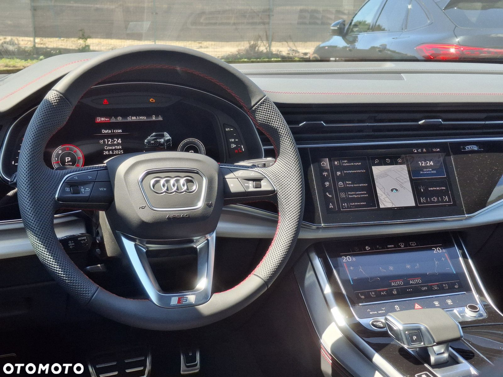 Audi Q8 - 32
