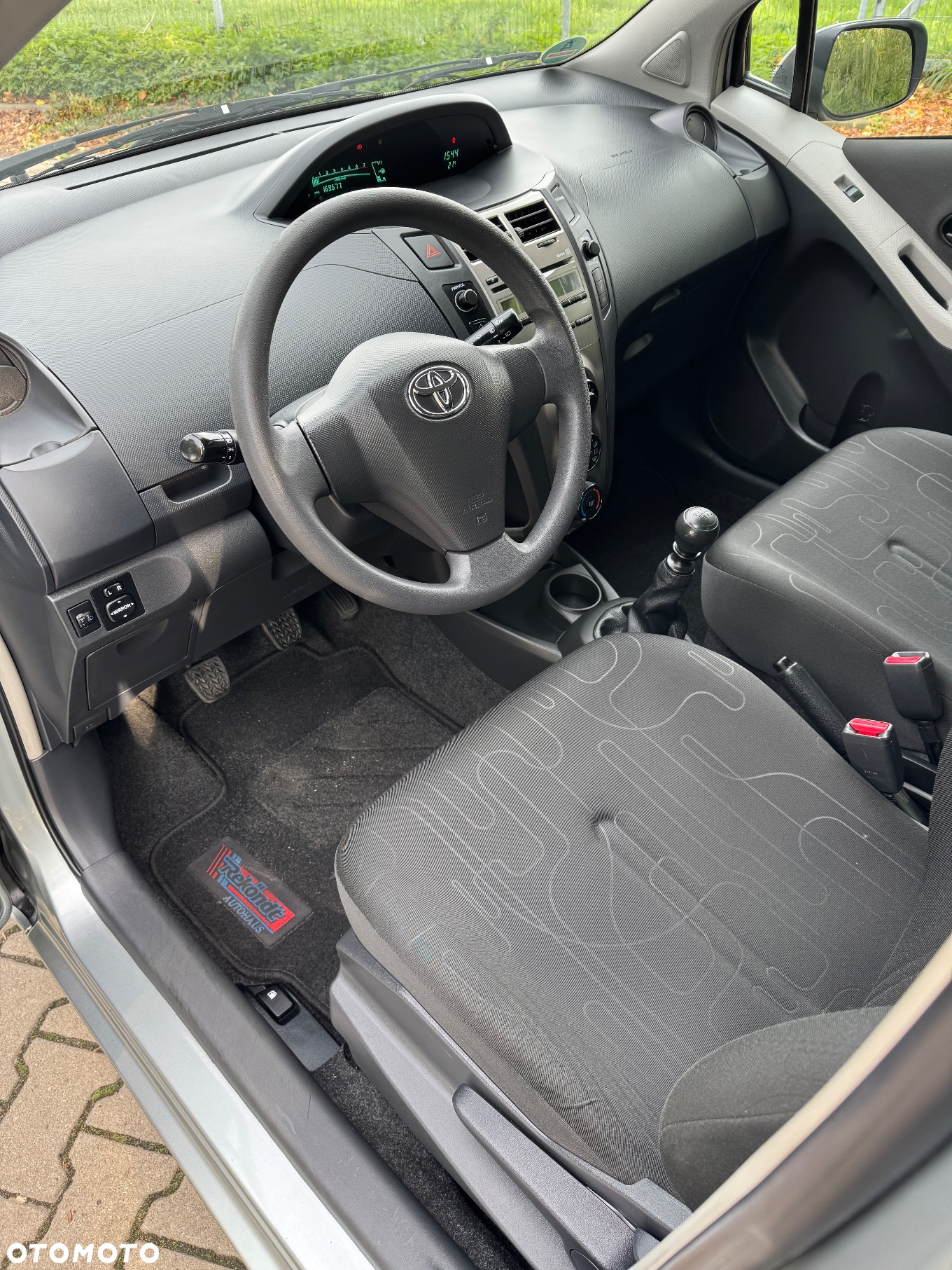 Toyota Yaris - 17