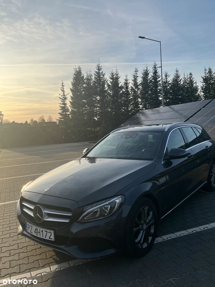 Mercedes-Benz Klasa C 220 CDI DPF Automatik BlueEFFICIENCY Special Edition - 11