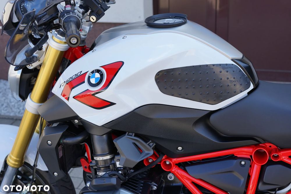 BMW R - 27
