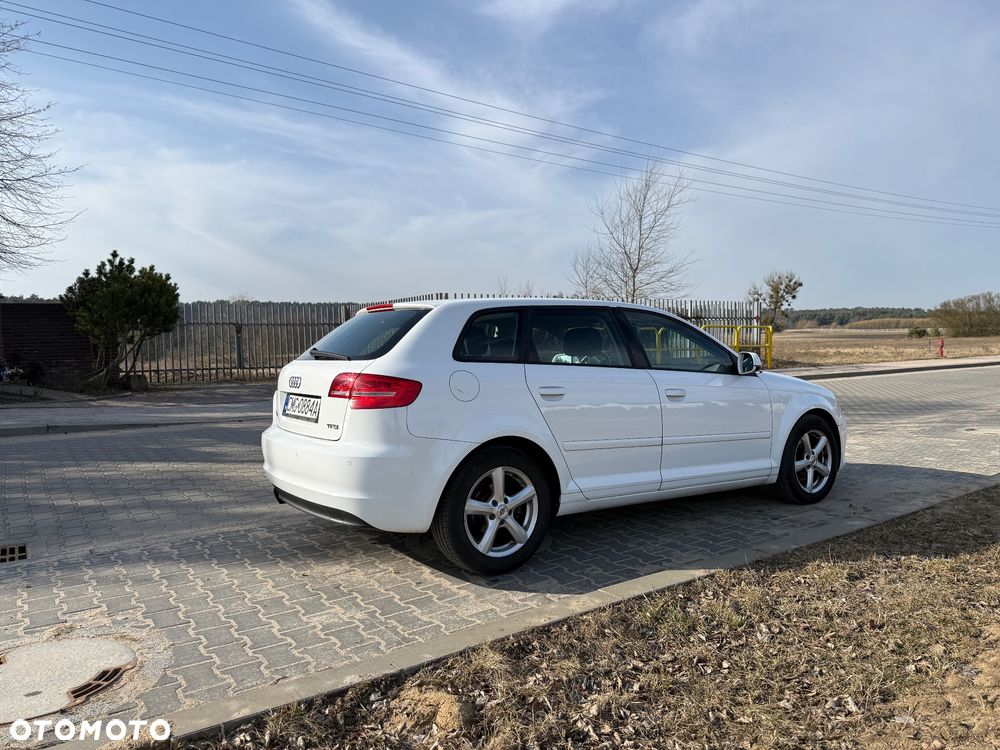 Audi A3 Sportback 1.8 TFSI Ambiente - 5