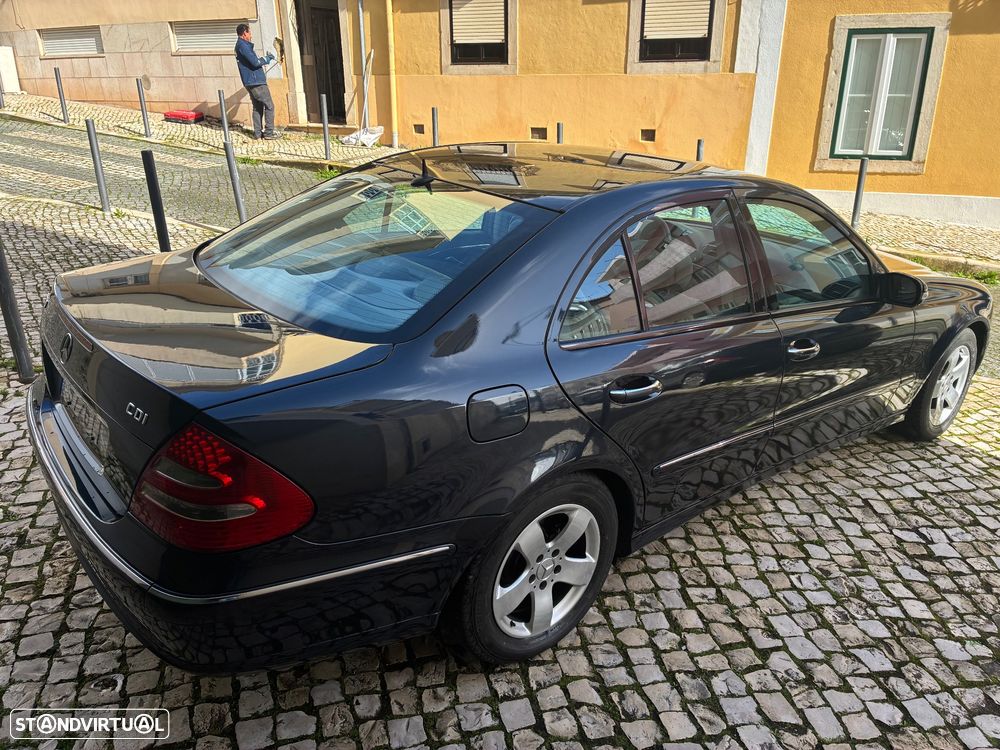 Mercedes-Benz E 270 - 5