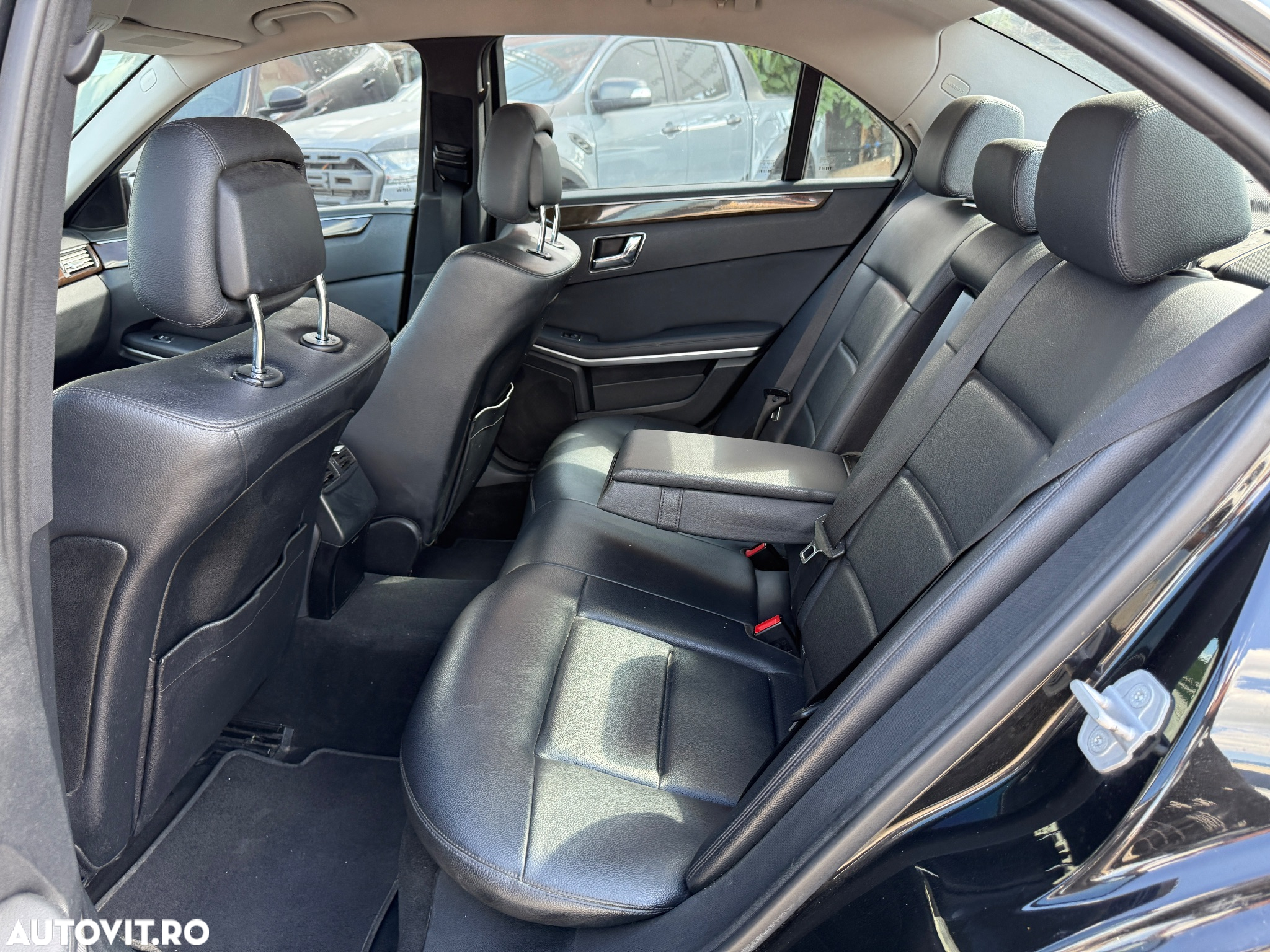 Mercedes-Benz E 200 CDI 7G-TRONIC Elegance - 17
