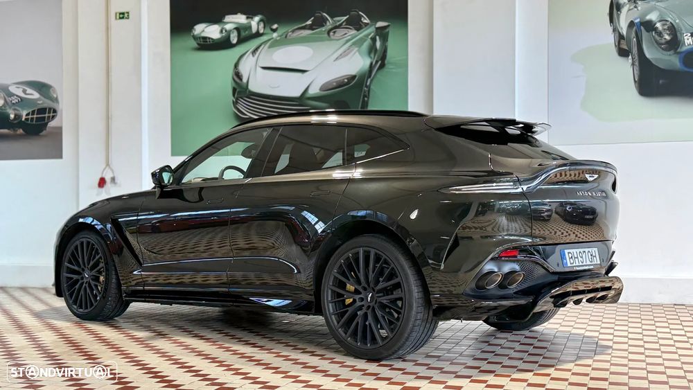 Aston Martin DBX 707 - 3