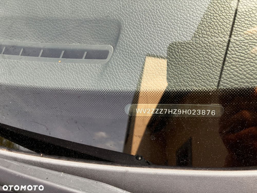 Volkswagen Multivan - 18