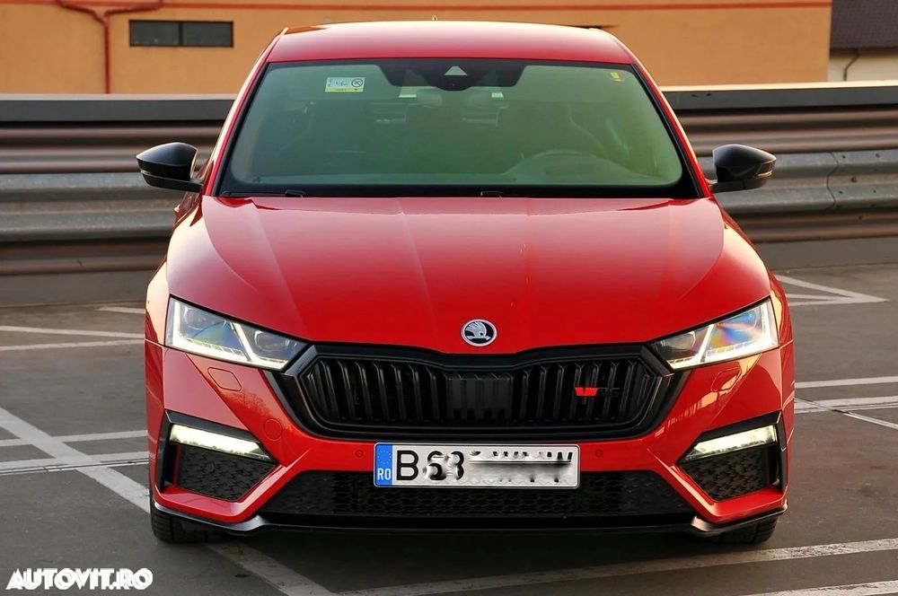 Skoda Octavia 2.0 TSI DSG RS - 4