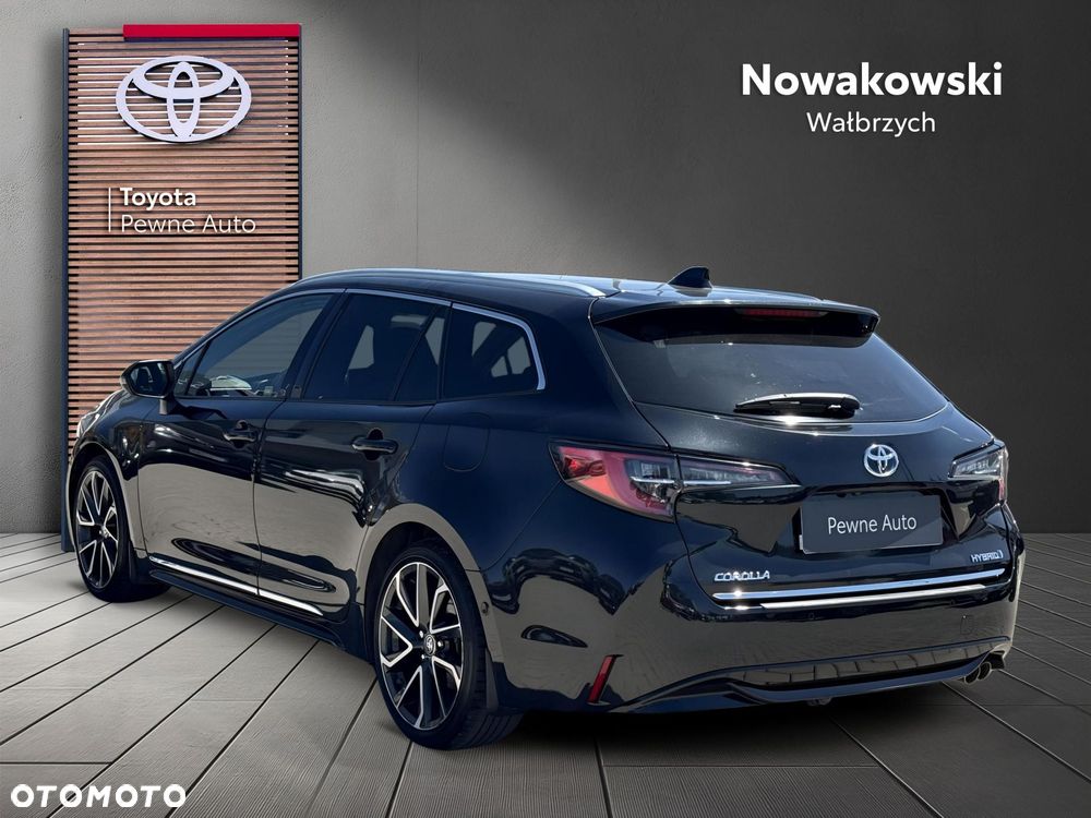 Toyota Corolla - 5