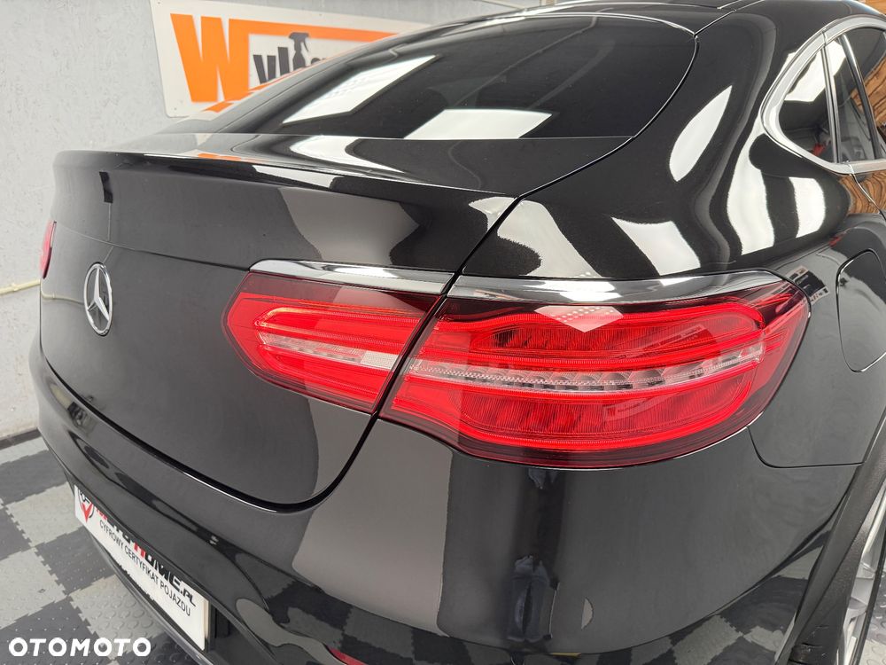 Mercedes-Benz GLC 250 d 4Matic 9G-TRONIC AMG Line - 28