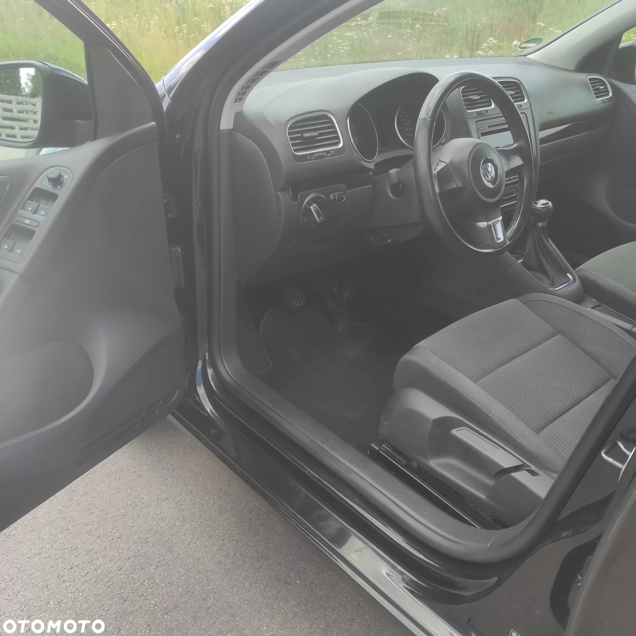 Volkswagen Golf - 11