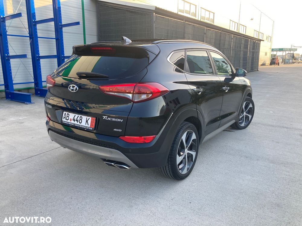 Hyundai Tucson 2.0 CRDI 4WD Premium - 3