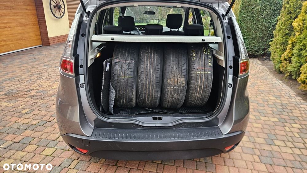 Renault Scenic 1.6 16V 110 TomTom Edition - 21