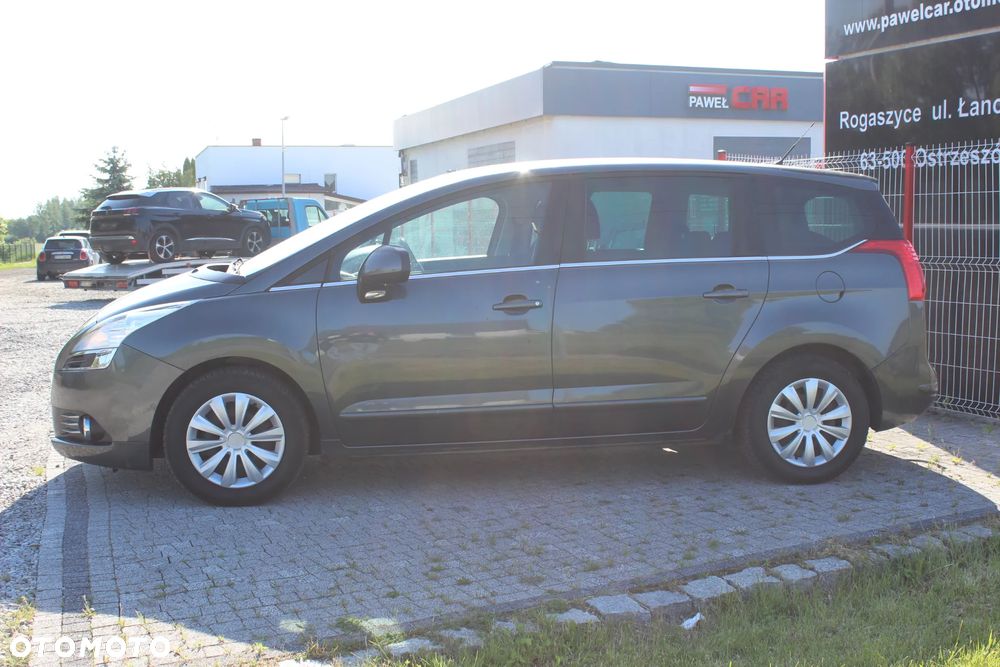 Peugeot 5008 HDI FAP 110 Premium - 8