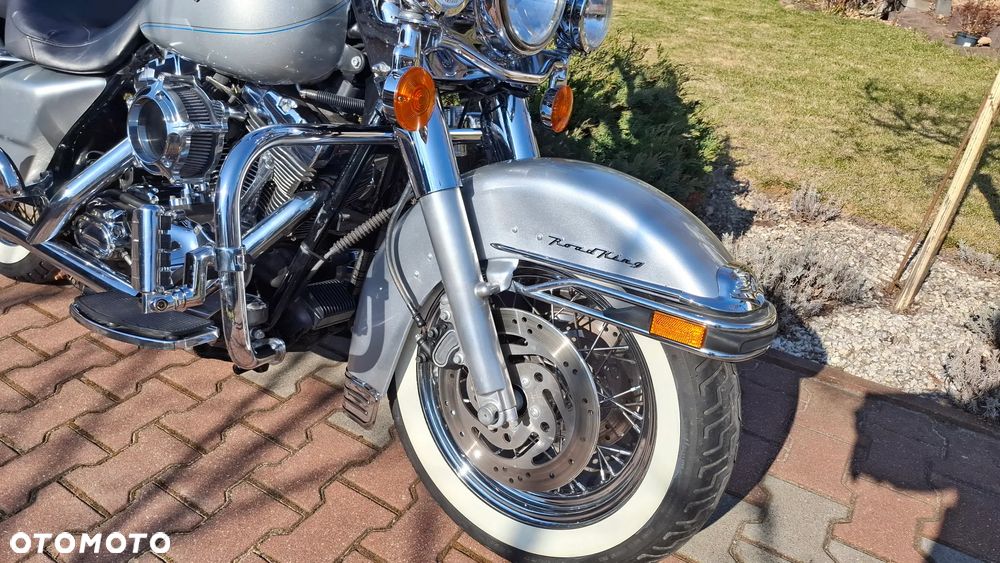 Harley-Davidson Touring Road King - 14