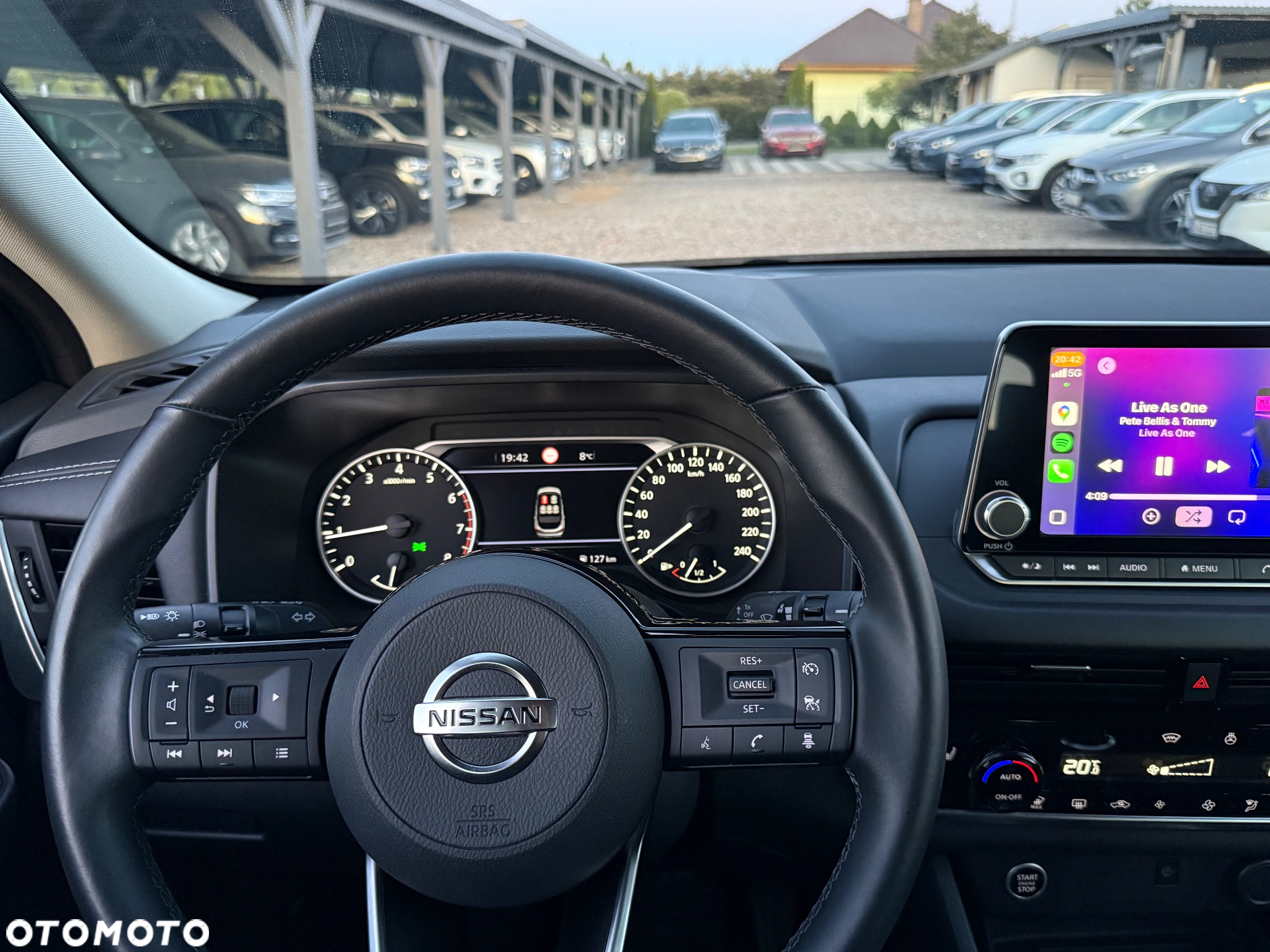Nissan Qashqai 1.3 DIG-T N-Connecta EU6d - 12
