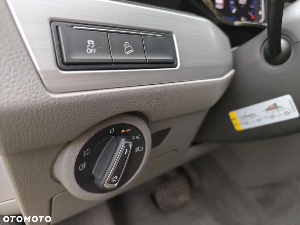 Volkswagen California - 14