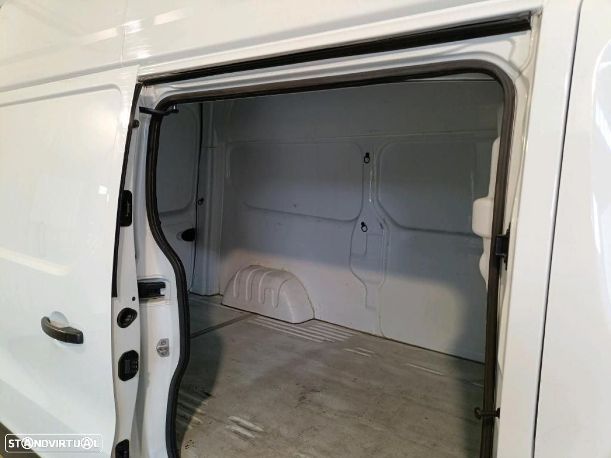 Renault Trafic 2.0 Blue dCi L2 c/frio c/iva - 6