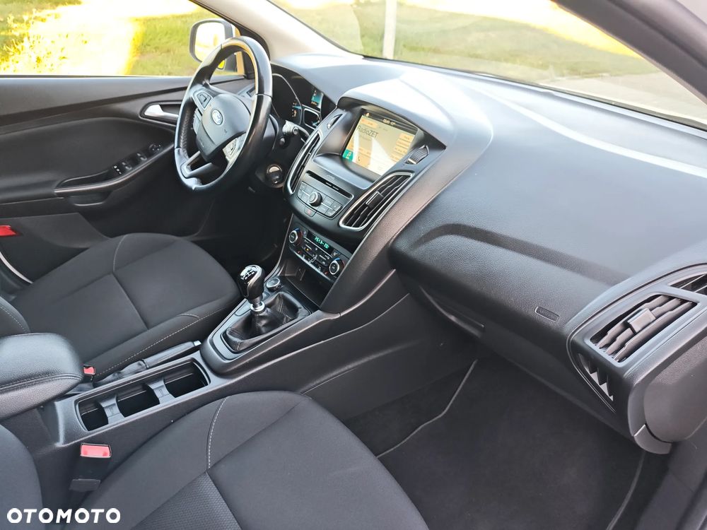 Ford Focus 1.5 EcoBlue Start-Stopp-System ACTIVE DESIGN - 24