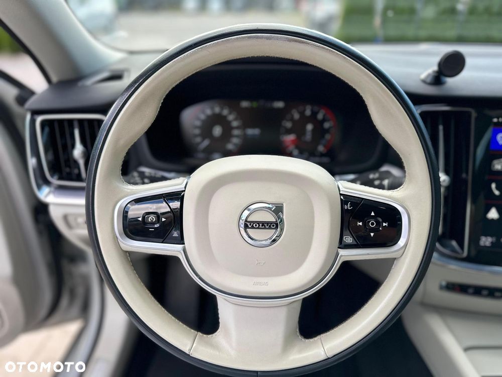 Volvo S60 T5 Inscription - 20