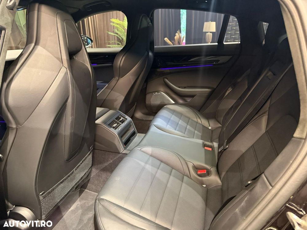 Porsche Panamera - 14
