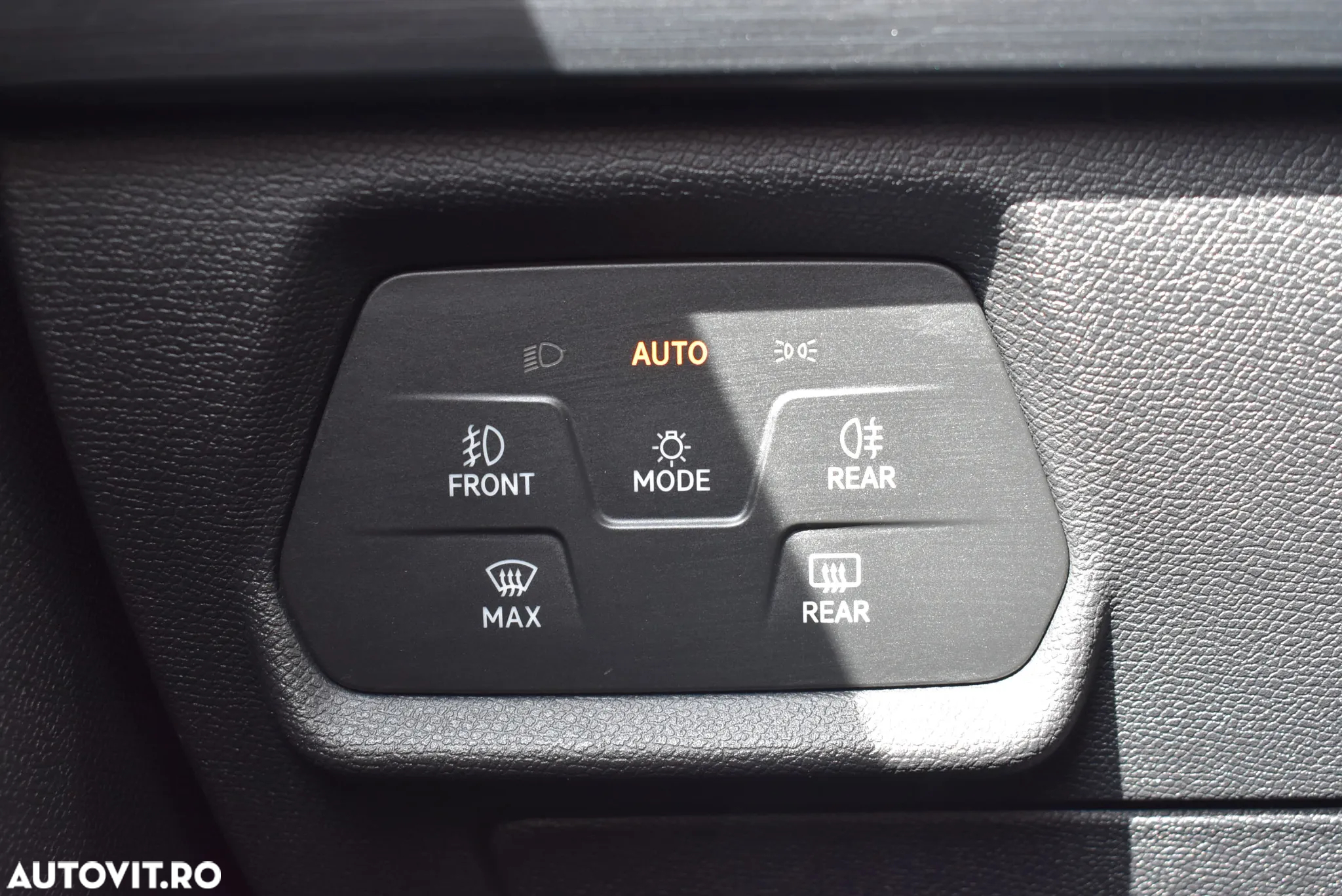 Cupra Formentor 1.4 e-HYBRID PHEV - 13
