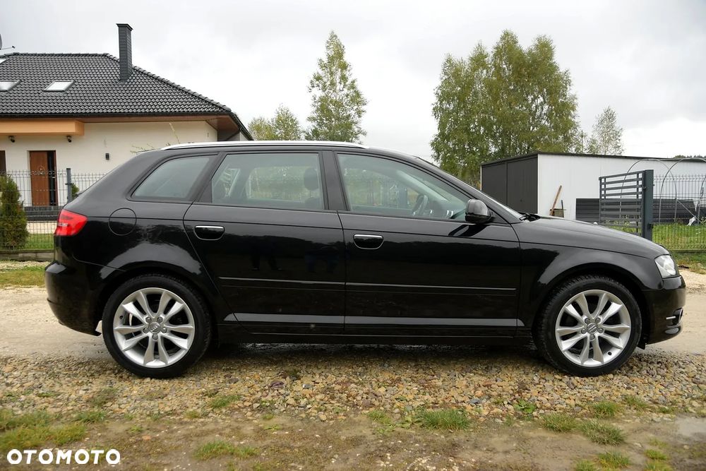 Audi A3 1.6 TDI ultra Attraction - 10