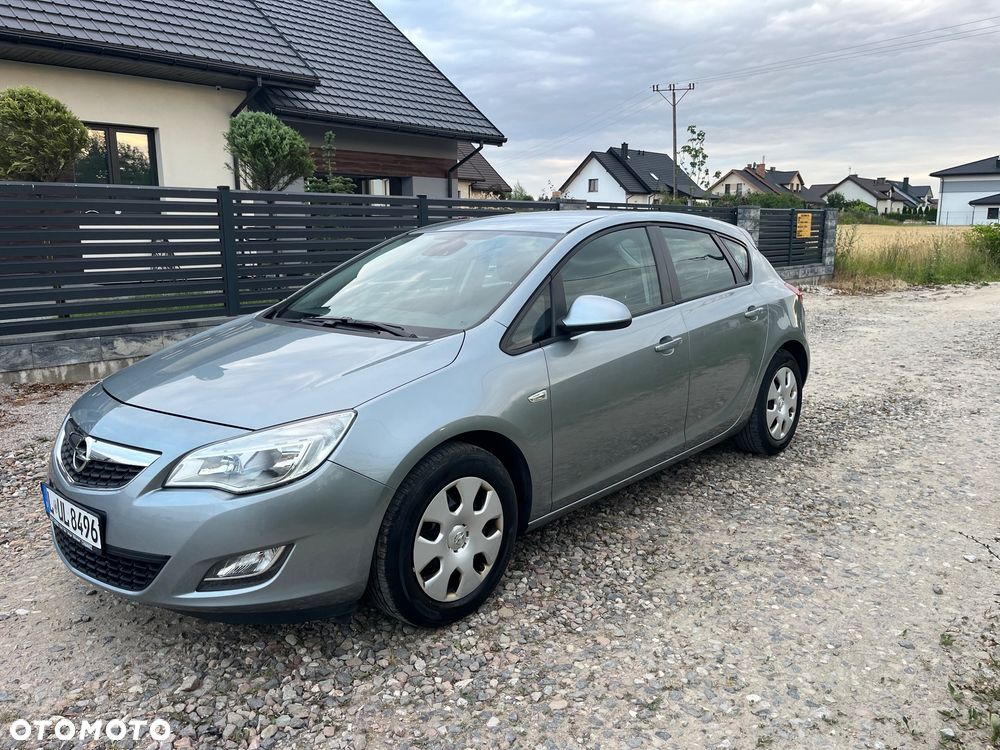 Opel Astra 1.4 Turbo Edition - 2