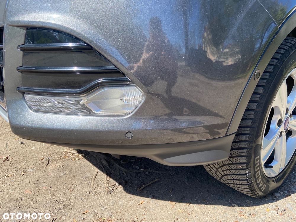 Ford Kuga 2.0 TDCi FWD Titanium - 11