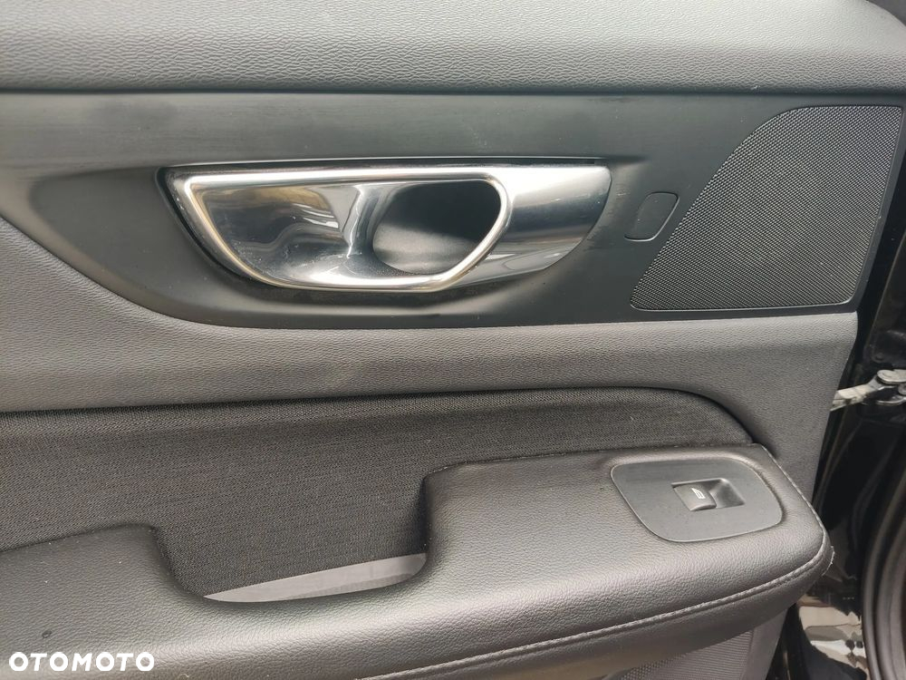 Volvo V60 - 34