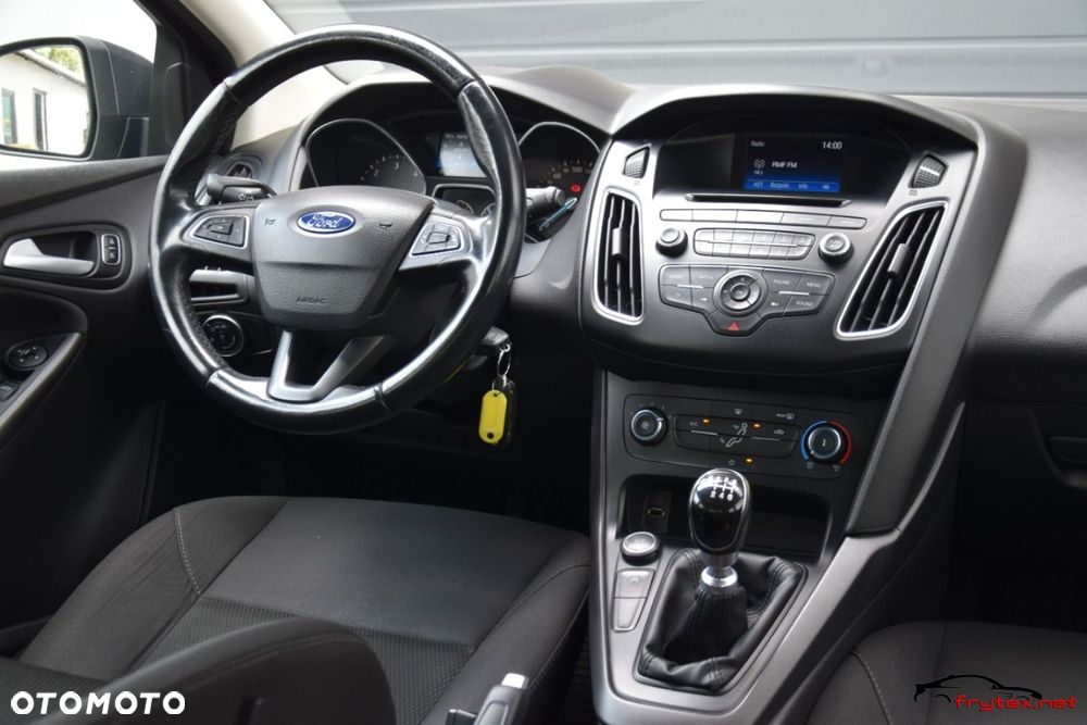 Ford Focus - 22