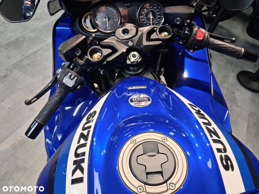 Suzuki Hayabusa - 12